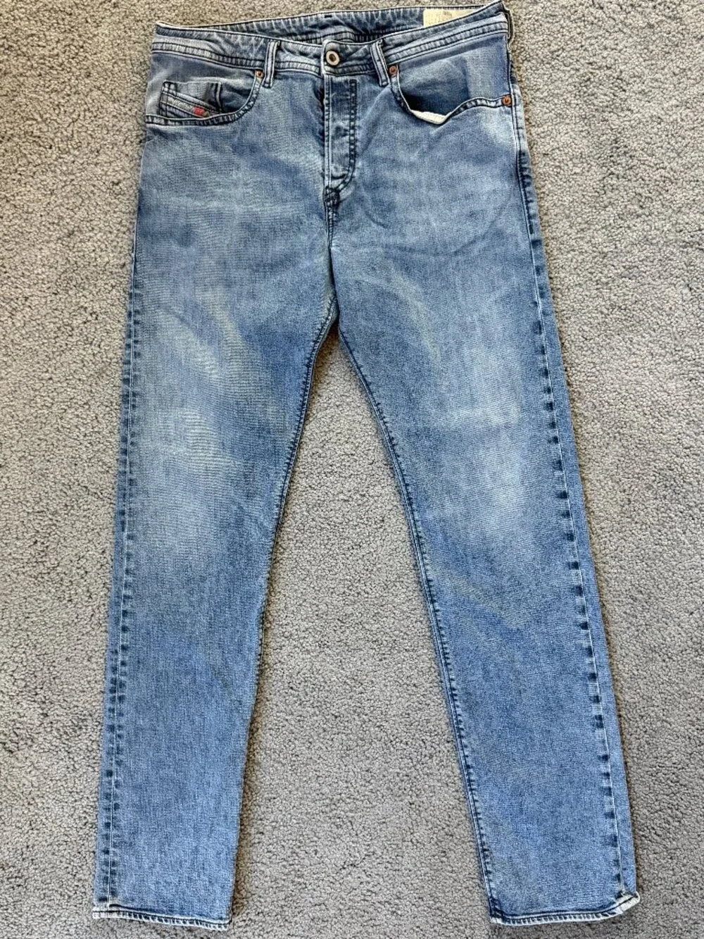 Diesel Men's Buster Model Jeans - Sz. 32x32 - Lt. Blue 084UX Wash - Excel. Cond.